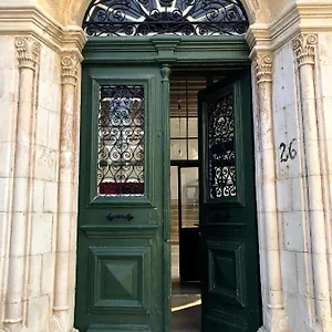 επισκεφθείτε το ξενοδοχείο