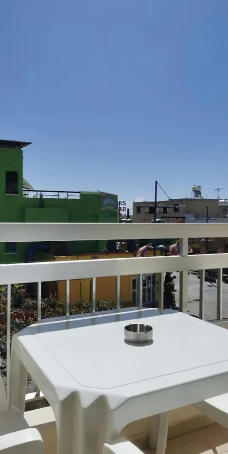 Simos Magic Hotel Apts Ayía Nápa Appart hôtel